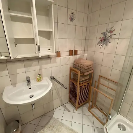 Mit Gartenblick K1 101 Spalt